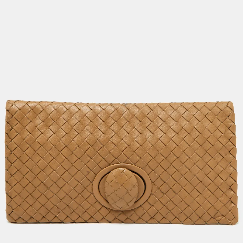 Bottega Veneta Beige Intrecciato Leather Twist Lock Flap Clutch