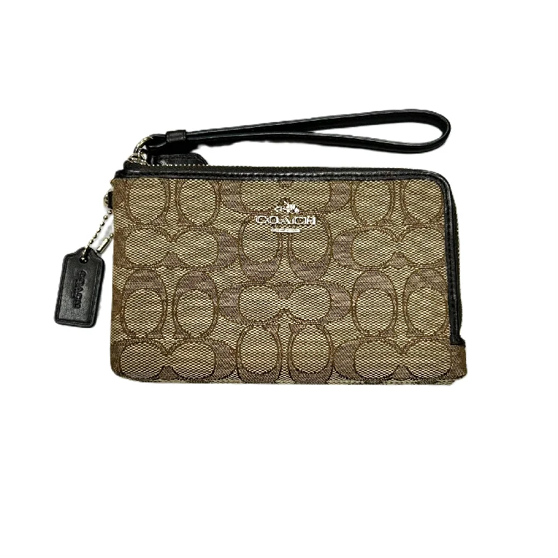 Wristlet Designer By Coach, Size: Small